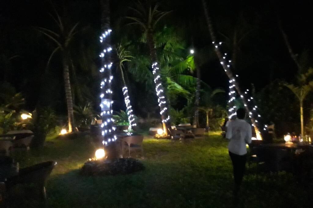 Cowrie Beach Haven Studio Appartamento Mombasa Esterno foto