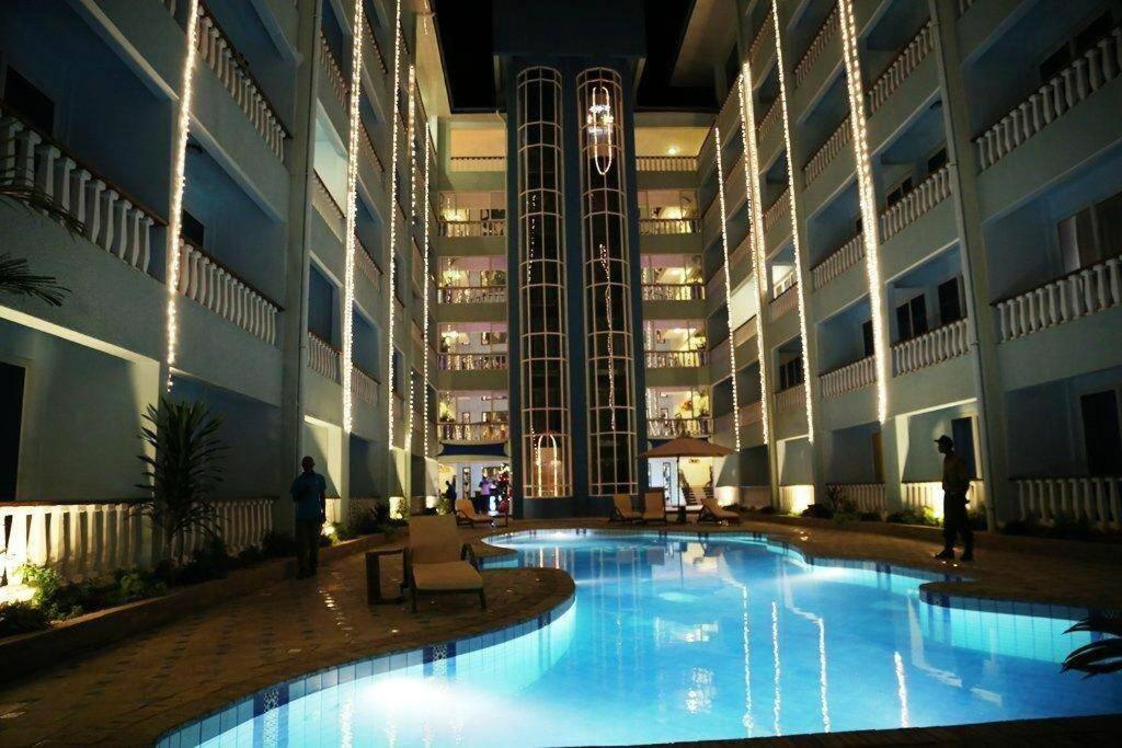 Cowrie Beach Haven Studio Appartamento Mombasa Esterno foto