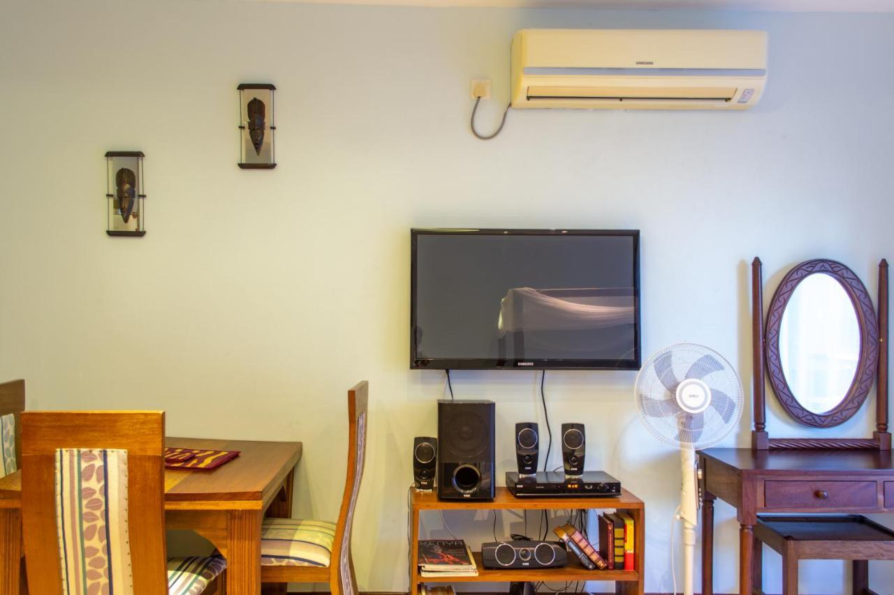 Cowrie Beach Haven Studio Appartamento Mombasa Esterno foto